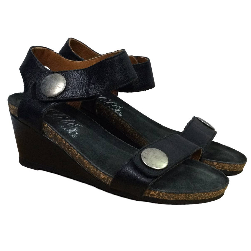 Elite By Corkys Women’s Leather Hook and Loop Open Toe Wedge Sandal Size 7